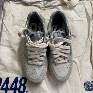 P448 Gray and White Sneakers with Classic Low-Top Design